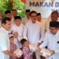 Partai Gerindra Aceh menggelar aksi sosial dengan membagikan ribuan paket makan siang bergizi dan susu gratis dalam rangka memperingati Hari Ulang Tahun (HUT) ke-17