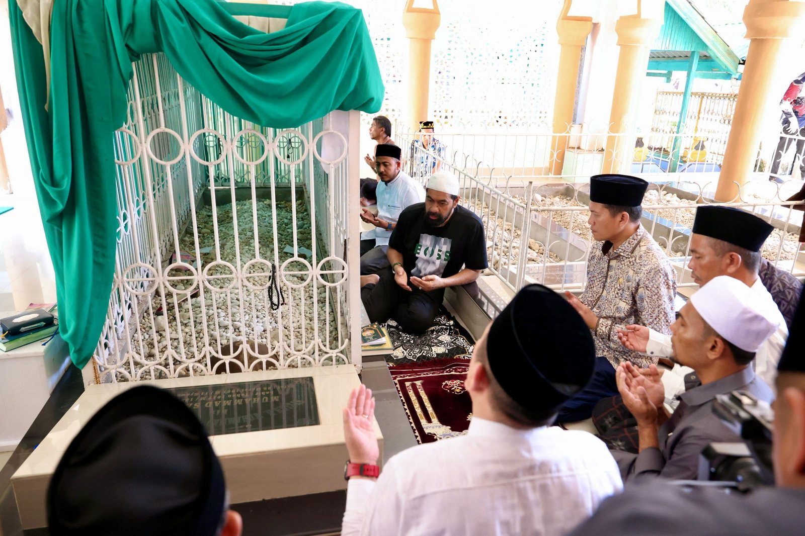 Ziarah ke Makam Syekh H. Muhammad Waly Al-Khalidi