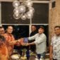 Bupati Aceh Jaya Safwandi bersama Ketua DPRK Musliadi Z dan Plt. Sekda Juanda saat audiensi dengan Komisi IV DPR RI di Jakarta, Selasa (16/9/2025).