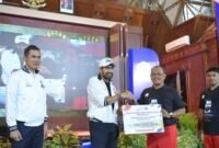 Pemerintah Aceh menyerahkan bonus bagi atlet dan pelatih peraih medali pada Pekan Olahraga Nasional (PON) XXI/2024 Aceh–Sumut