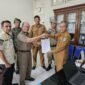 Kepala Satpol PP dan WH Aceh Jaya, Drs. Supriadi, saat pelepasan personel Pranata Trantibum ke enam kecamatan di Kabupaten Aceh Jaya, Selasa (4/11/2025).