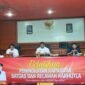 Plt. Sekda Aceh Jaya Juanda membuka pelatihan penguatan kapasitas Satgas dan relawan karhutla di aula Setdakab Aceh Jaya, Rabu (5/11/2025).
