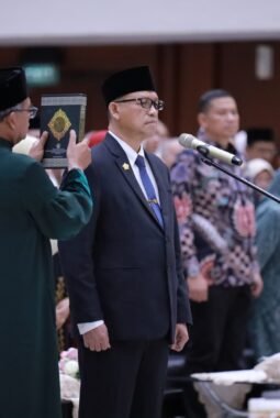 Prof Mirza Tabrani Nahkodai Universitas Syiah Kuala Lima Tahun ke Depan